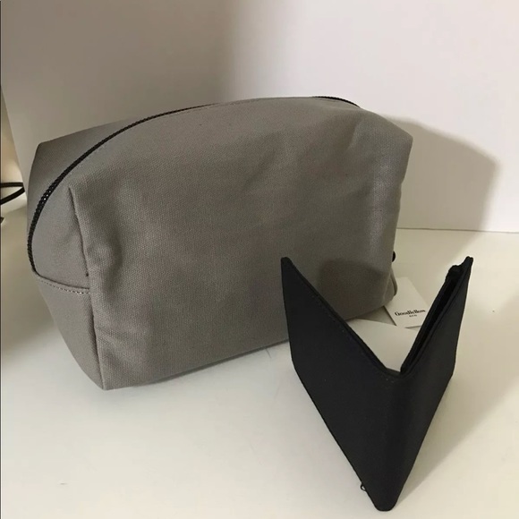 🌙Goodfellow & Co Mens shaving travel bag wallet - Picture 3 of 5